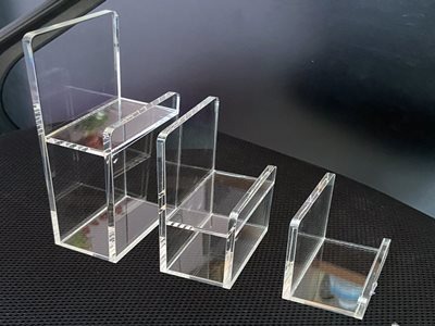 รับผลิตที่วางอะคริลิคใส